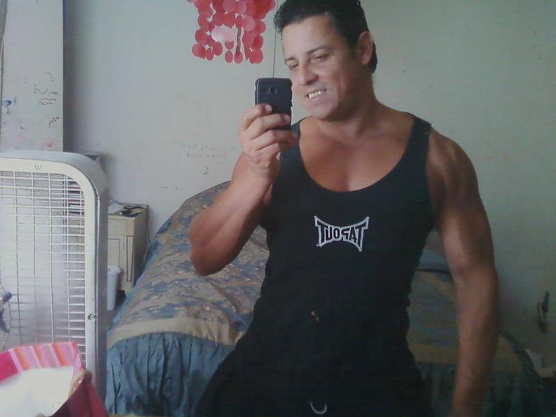 Date this lovely United States man Legnar from San Bernardino US11061