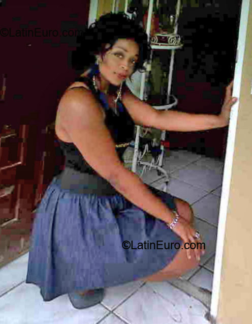 Date this young Jamaica girl Sherryleecr from spanish town JM331