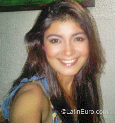 Date this pretty Colombia girl Antonella from Bogota CO7772