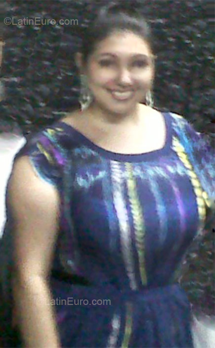 Date this exotic Panama girl Yessica from David PA125