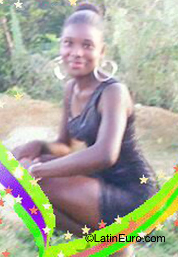 Date this gorgeous Jamaica girl Aneik from Kingston JM338