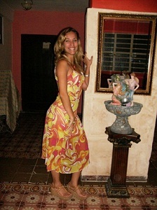 Date this charming Cuba girl Mirtica from Habana CU20