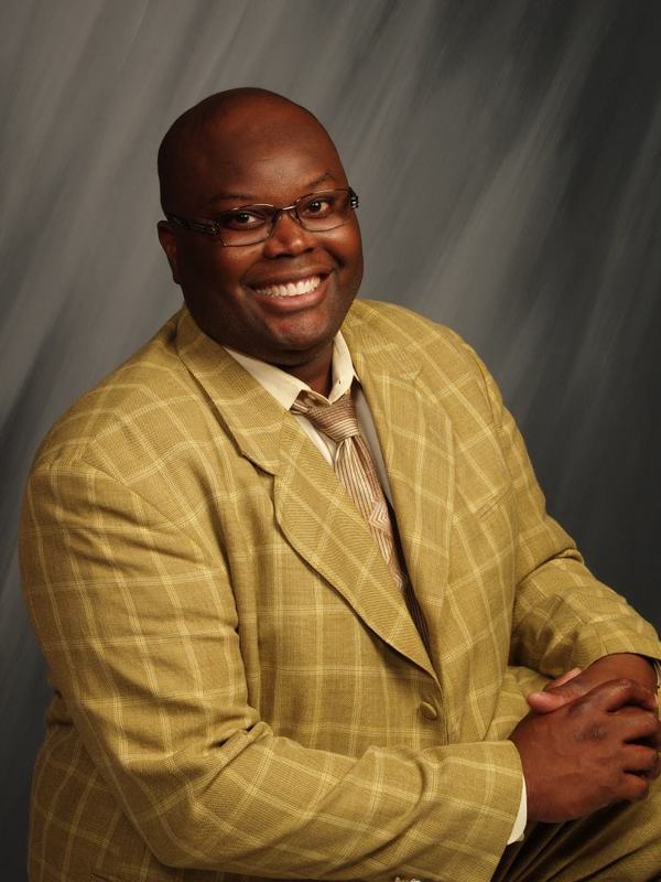 Date this georgeous United States man TAJUDEENA from Chicago US11288