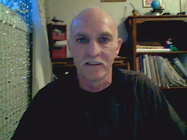 Date this hot Canada man Kickker22 from Lloydminster CA444