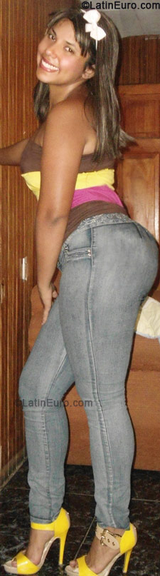 Date this pretty Costa Rica girl Salazar from San Jose CR89