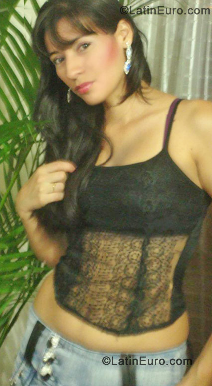 Date this hot Colombia girl Alemar from Medellin CO7955
