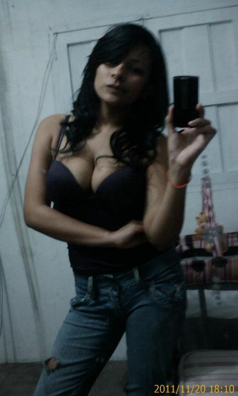 Date this good-looking Colombia girl Milu from Medellin CO8055