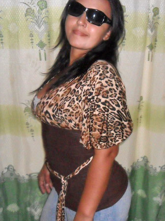 Date this exotic Colombia girl Anabolena from Cali CO8079