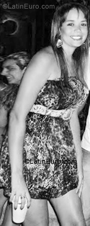 Date this young Brazil girl Daniela from Cuiaba BR6092