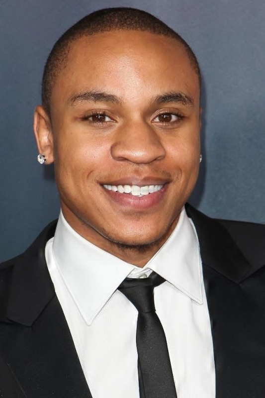 Date this young United States man Toussaint from Miami US11420