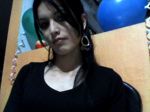 Date this fun Colombia girl Leidy from Cali CO8128