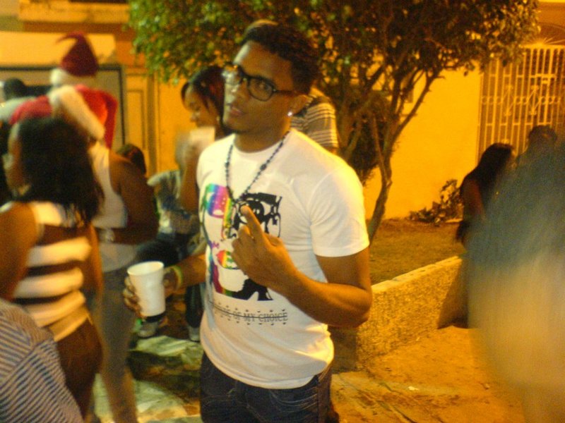 Date this nice looking Dominican Republic man Chael cabrera from San Pedro De Macorix DO9489