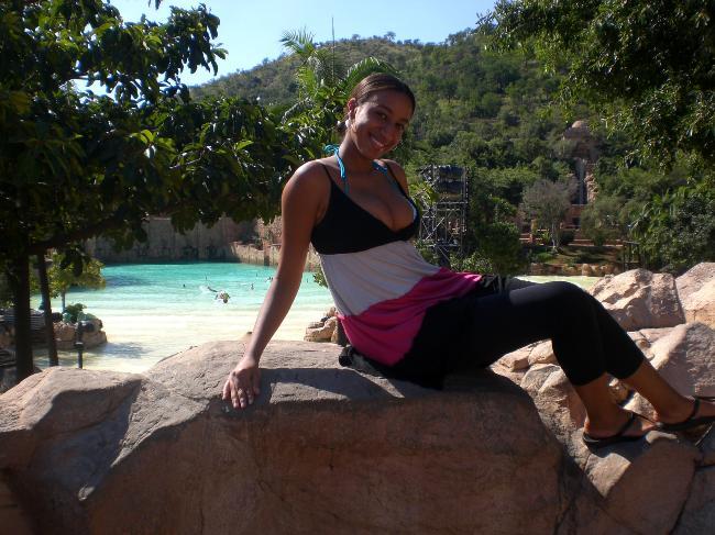 Date this lovely Senegal girl Divinegirl from Dakar SN149