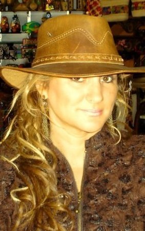 Date this charming Colombia girl Maria from Medellin CO8228