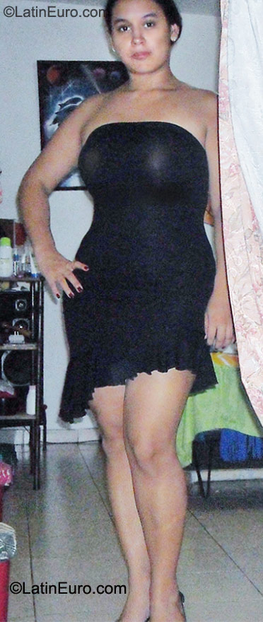 Date this tall Colombia girl Sandra from Palmira CO8249