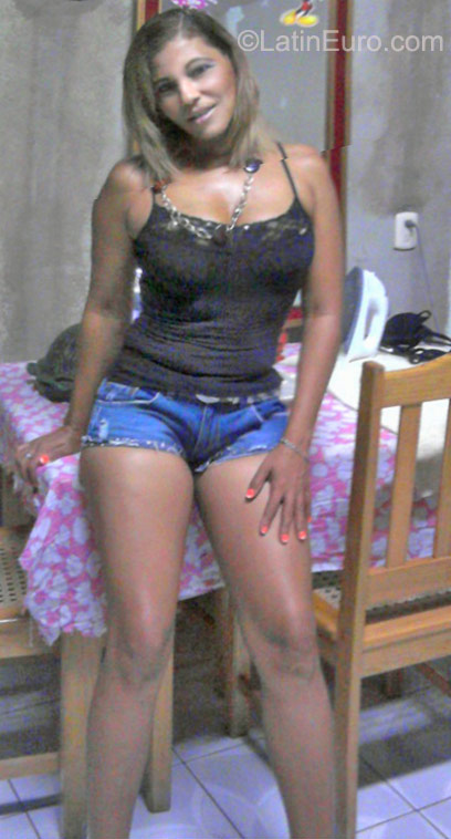 Date this tall Nicaragua girl Jessica jazmina from Managua NI117