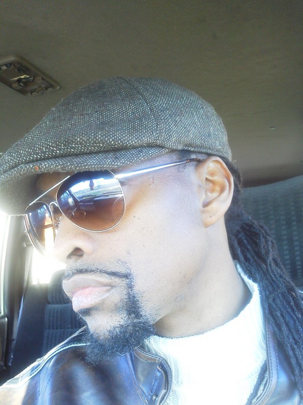 Date this athletic United States man Robert from Rockford(chicago) US11553