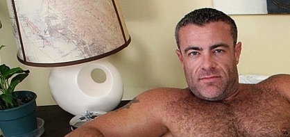 Date this georgeous United States man Colbert from Miami US11607