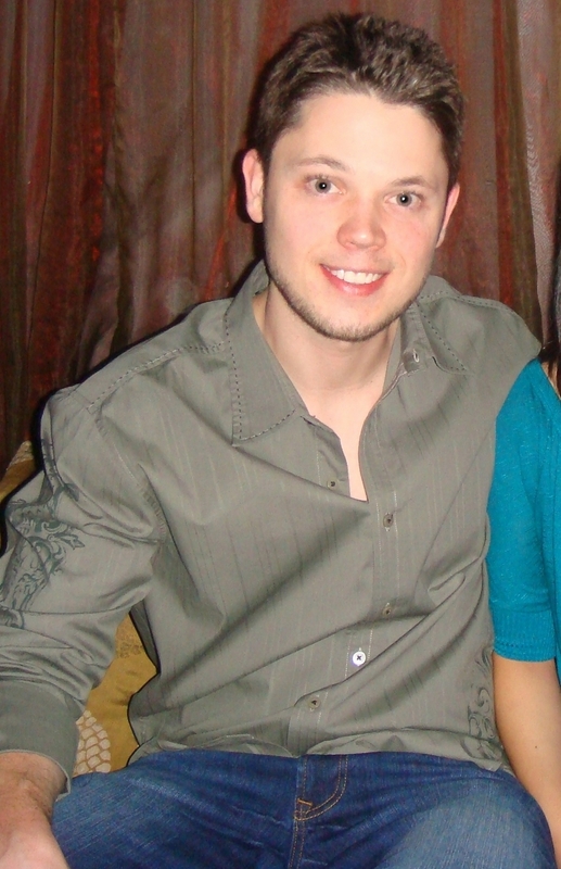 Date this happy United States man Gfg0010 from Dallas US11627