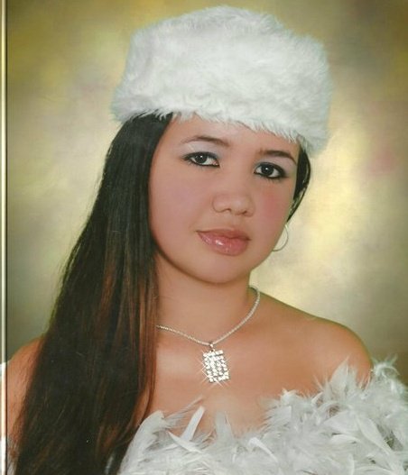 Date this happy Colombia girl Nikol from Cali CO8444