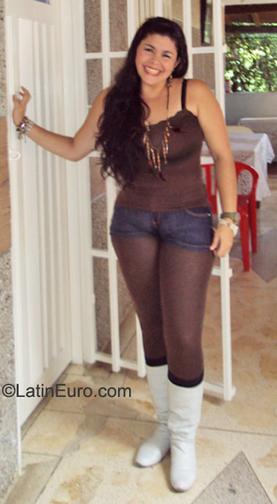 Date this young Colombia girl Munera from Medellin CO8476