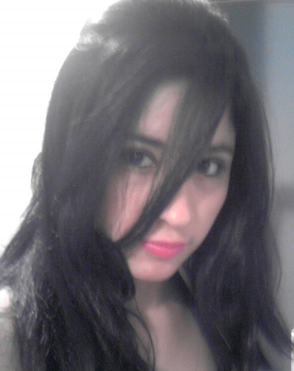 Date this beautiful Colombia girl Nohora from Medellin CO8517