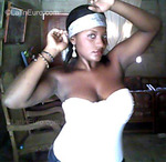 attractive Colombia girl Ingrid from  CO8519