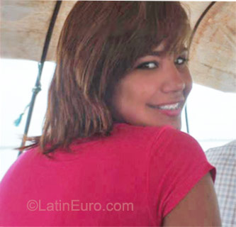 Date this cute Colombia girl Johanna from Barranquilla CO8521