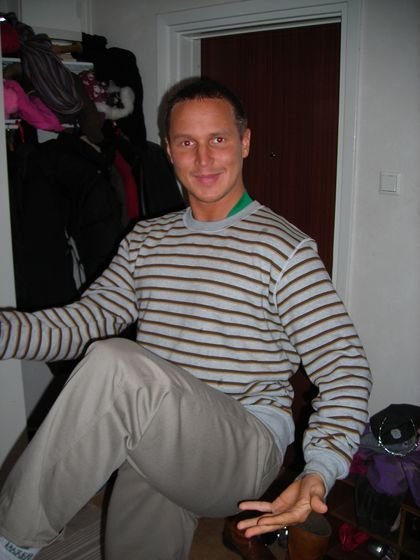 Date this beautiful Sweden man Leo from Stockholm ES214