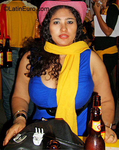 Date this cute Colombia girl Sandra from Palmira CO8642