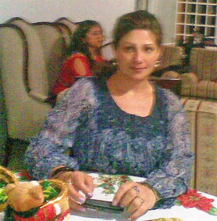 Date this young Colombia girl Alba from Bogota CO8910