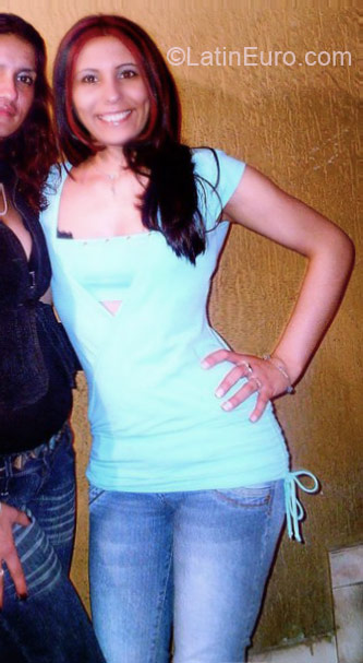 Date this tall Colombia girl Nancy from Bogota CO8923