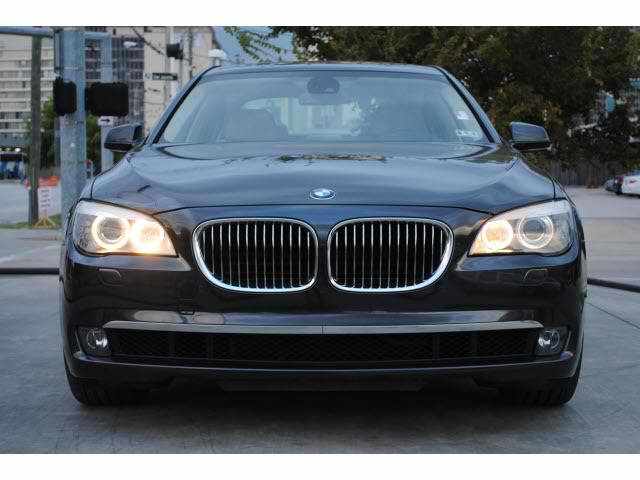 Date this young United States man Kaltek from Houston US12011