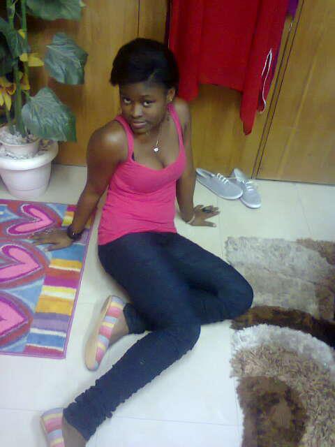 Date this happy Senegal girl Successbbay from Dakar SN156