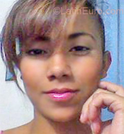 Date this foxy Colombia girl Zulay from Medellin CO8962