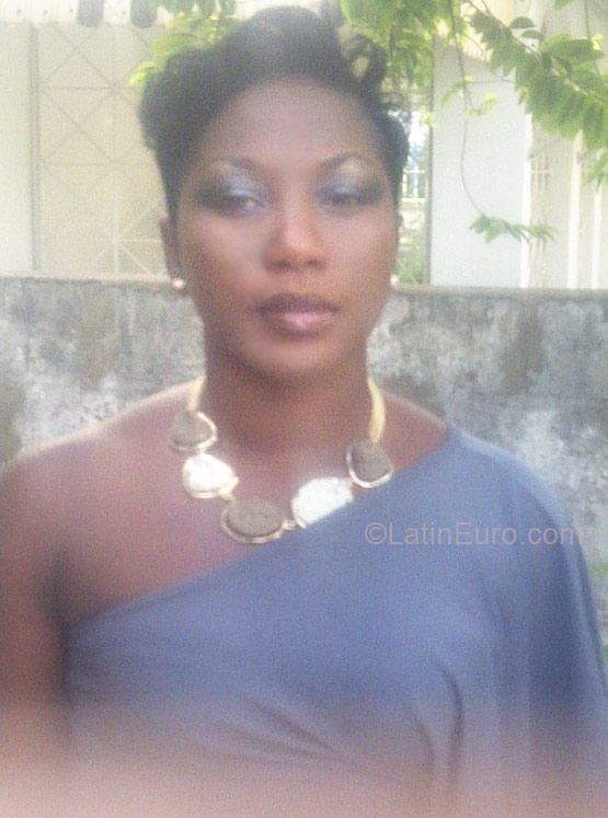 Date this delightful Jamaica girl Tamar from Kingston JM404