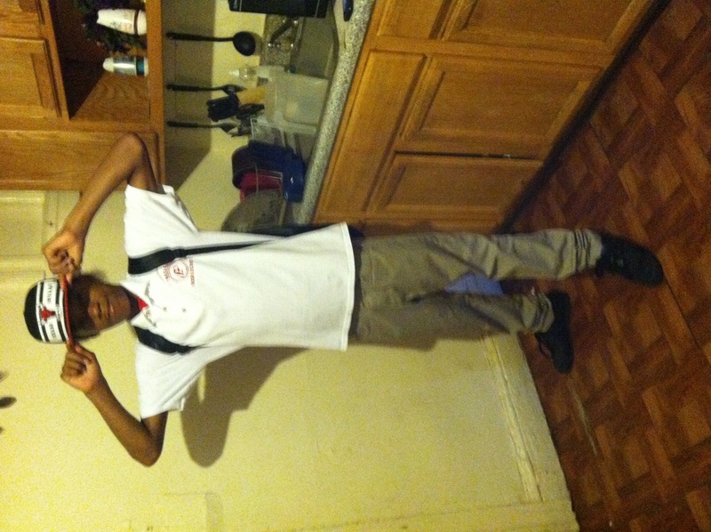 Date this foxy United States man Naim from Passaic US12033