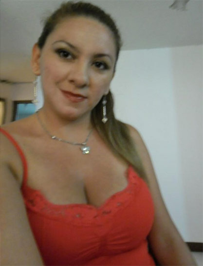 Date this passionate Colombia girl Andrealuna from Ibague CO9006