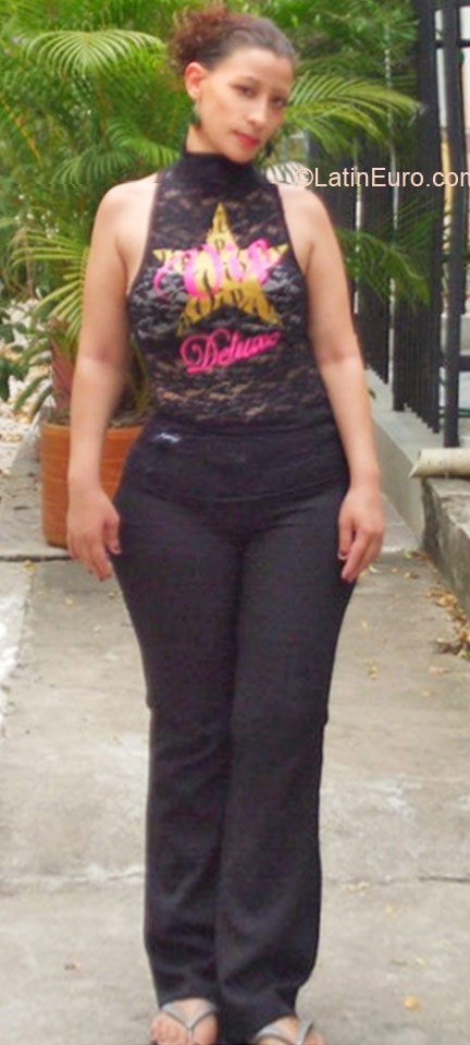 Date this delightful Colombia girl Betty from Neiva CO9048