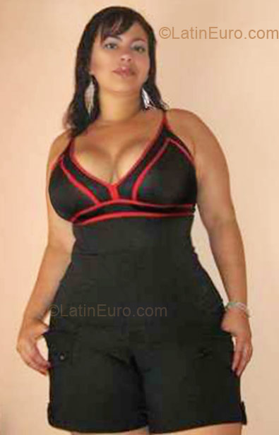 Date this passionate Colombia girl Liliana from Cali CO9072