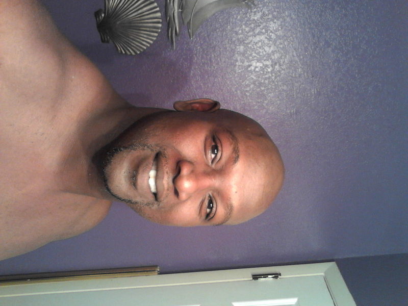 Date this georgeous United States man EnticedForLove from  US12179