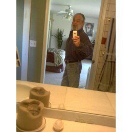 Date this exotic United States man Andythedogmanaz from Phoenix US12240