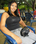 funny Colombia girl Yeisy from Barranquilla CO9296