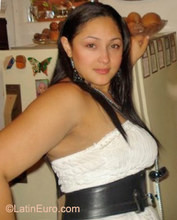 Date this sultry Colombia girl Eily from Medellin CO9355