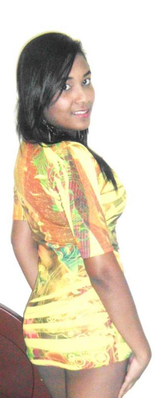 Date this hot Colombia girl Juliiianaguisao from Medellin CO9388