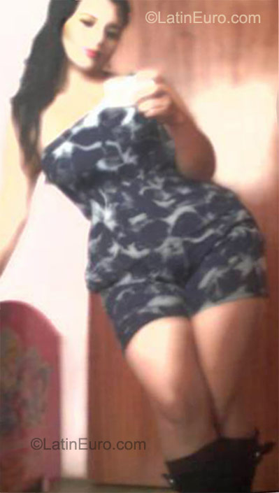 Date this hot Costa Rica girl Katalina from San Jose CR178