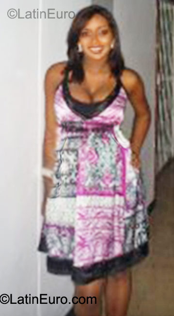 Date this beautiful Colombia girl Marianne from Pereira CO9427