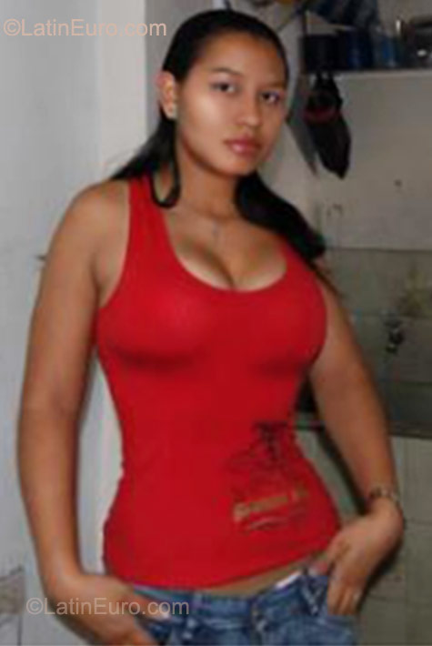 Date this exotic Colombia girl LEIDY JHOANNA from Cali CO9447