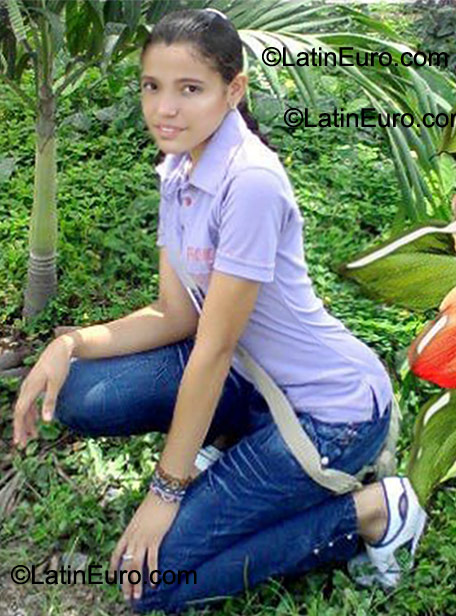 Date this good-looking Colombia girl Ellis from Monteria CO9477