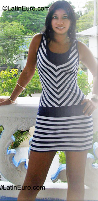 Date this passionate Colombia girl Diana from Bucaramanga CO9499